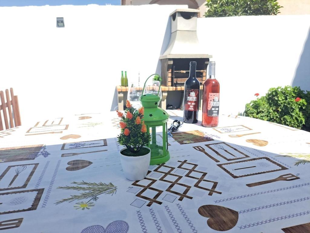 Magnificent Villa: 2 Private Pools, Bbq, Garden & Parking. 13 Per. In Padul * Granada