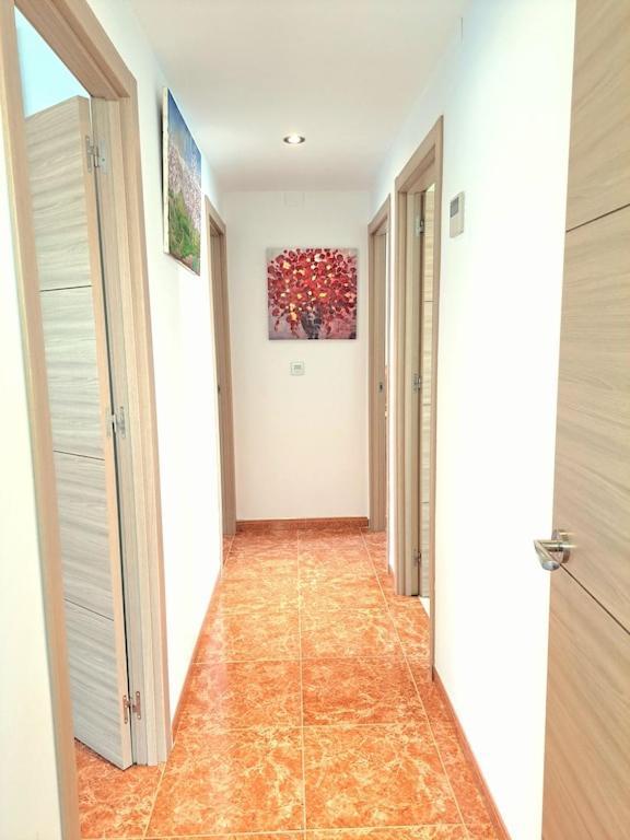 Magnificent Villa: 2 Private Pools, Bbq, Garden & Parking. 13 Per. In Padul